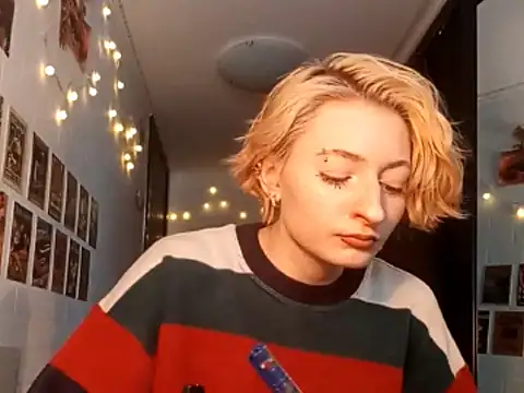 Snapshot of AmyGrok chatting on November 2025 11:46:02 AM AmyGrok online show from November 2025 11:46:02 AM