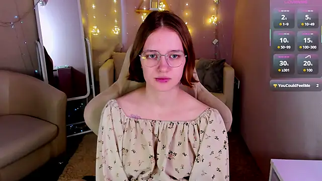 Mia Mooore online show from January 2026 12:10:01 PM