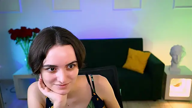 KateWillows online show from December 2025 04:21:01 AM