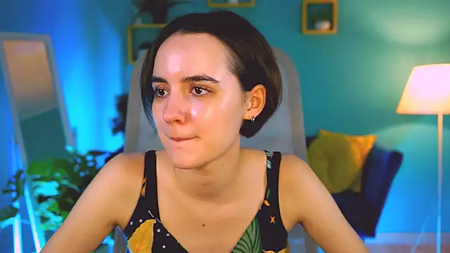 KateWillows online show from December 2025 04:18:02 AM