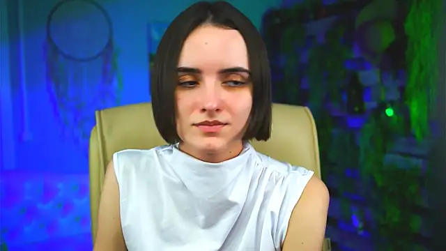 KateWillows online show from April 2026 04:21:02 AM