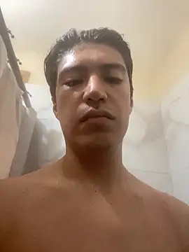 Victor01511 online show from February 2026 10:11:01 PM