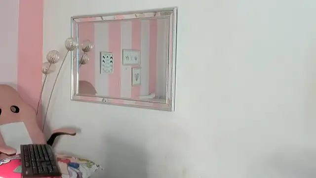 Amaia Monroe online show from February 2026 04:30:02 AM