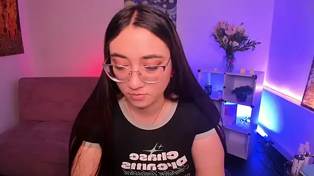 SwettieSammy online show from June 2026 12:55:02 PM