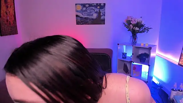 SwettieSammy online show from July 2026 12:09:02 PM