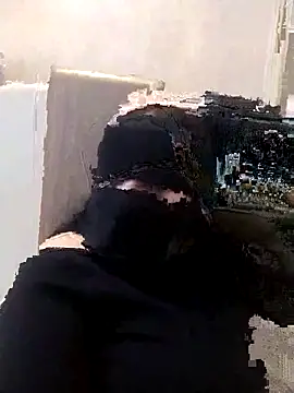 lolotheone online show from April 2026 11:21:02 PM