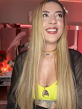 Snapshot of AlyonaWester_ chatting on February 2026 09:33:01 PM AlyonaWester online show from February 2026 09:33:01 PM