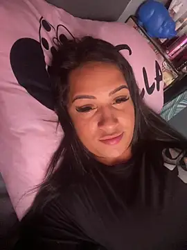 Snapshot of larysinha chatting on December 2025 05:51:02 PM larysinha online show from December 2025 05:51:02 PM