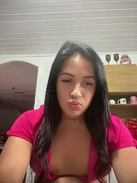 larysinha online show from December 2025 05:29:01 PM