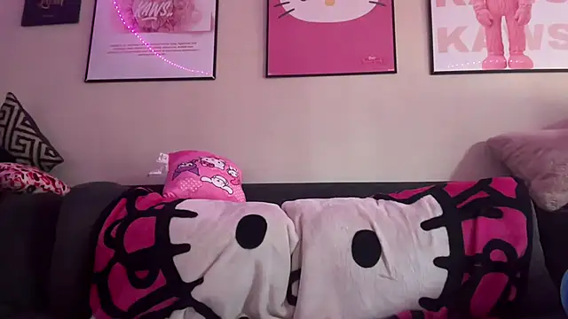 sevynsexysinss online show from December 2025 06:48:02 PM