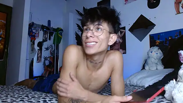 Snapshot of Jake_beach_ chatting on June 2026 08:21:01 PM Jake beach online show from June 2026 08:21:01 PM