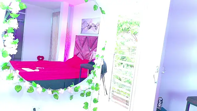 ZahhyGrey online show from April 2026 10:29:01 PM