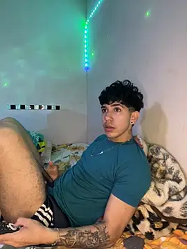 wil hot online show from December 2025 03:28:02 PM