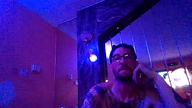 Snapshot of Mcpipington_Fun chatting on December 2025 12:45:02 PM Mcpipington Fun online show from December 2025 12:45:02 PM