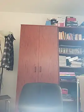 Sareyxon online show from December 2025 10:24:01 AM