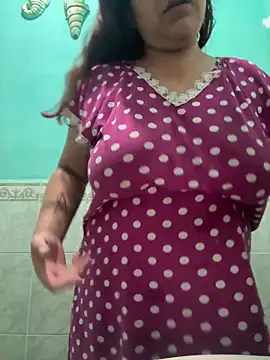 Kittysweet2001 online show from December 2025 05:04:02 AM