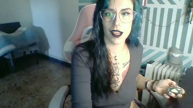 blackrose1997 online show from December 2025 02:25:02 PM