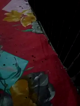 qeen3321 online show from November 2025 04:22:02 PM