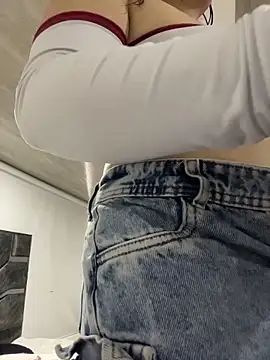 Mariana eclipse online show from April 2026 12:45:02 PM