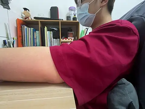 hiiiizzzz online show from February 2026 05:53:02 PM