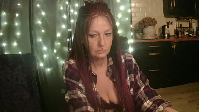 Snapshot of pixxiexo chatting on March 2026 12:26:02 AM pixxiexo online show from March 2026 12:26:02 AM