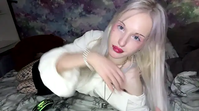 CelenFomes online show from March 2026 07:03:02 AM