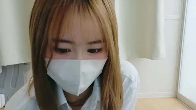 Snapshot of HICHAN99 chatting on December 2025 06:35:02 PM HICHAN99 online show from December 2025 06:35:02 PM