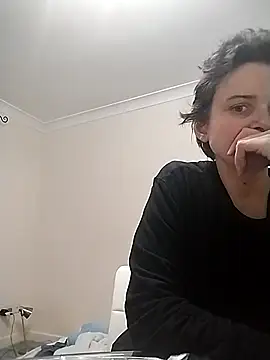 Amy01112 online show from April 2026 08:20:02 PM