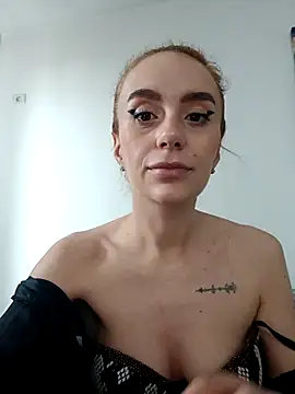 ellie-blue online show from December 2025 09:14:01 AM