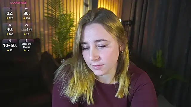 Snapshot of KailaVoss chatting on December 2025 09:18:02 AM KailaVoss online show from December 2025 09:18:02 AM