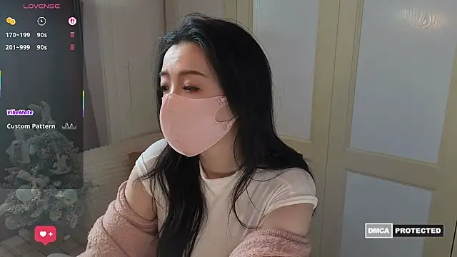 nayomi 34f online show from December 2025 03:02:02 AM