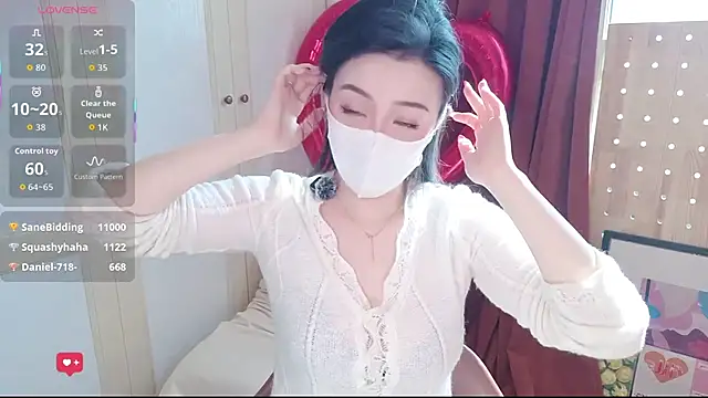 nayomi 34f online show from February 2026 03:34:02 AM