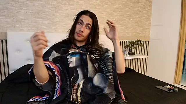 PatrickS25 online show from December 2025 03:57:01 AM