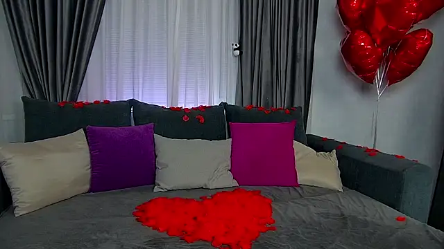 Kitty Asstronaut online show from February 2026 12:39:02 AM