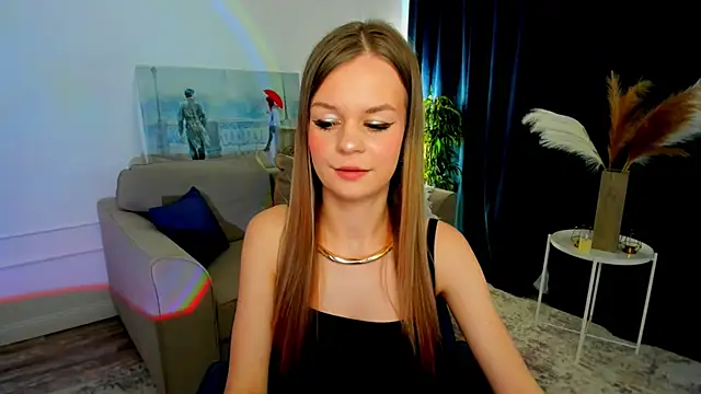 Snapshot of MidnighteAura chatting on April 2026 11:33:01 AM MidnighteAura online show from April 2026 11:33:01 AM