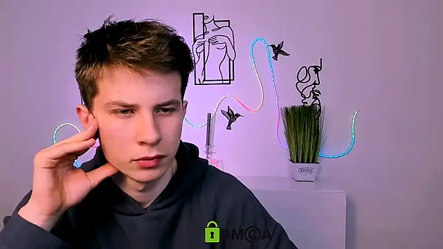 leo valor online show from December 2025 07:15:02 AM