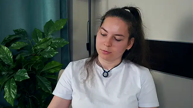 KourtneyFust online show from December 2025 08:23:01 AM