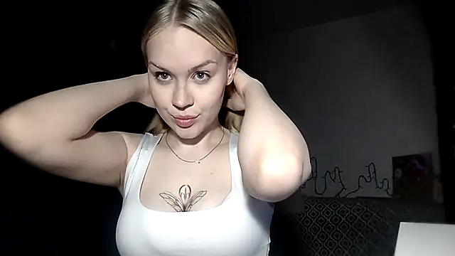 LunaPeony online show from March 2026 08:46:02 PM