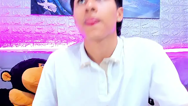 StormLuxX online show from January 2026 05:16:01 PM