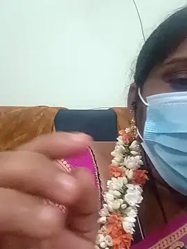 Snapshot of Tamil_Pallavi chatting on February 2026 07:10:02 PM Tamil Pallavi online show from February 2026 07:10:02 PM