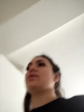 Snapshot of SiennaLuxexx chatting on March 2026 12:20:01 PM SiennaLuxexx online show from March 2026 12:20:01 PM