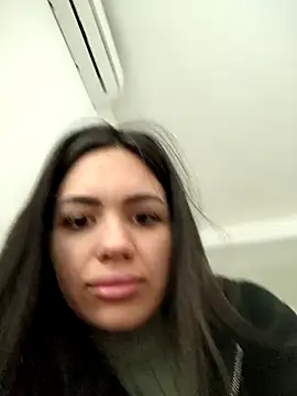 Snapshot of SiennaLuxexx chatting on April 2026 10:20:02 AM SiennaLuxexx online show from April 2026 10:20:02 AM