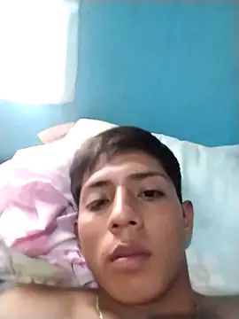 Manuelp0203 online show from April 2026 09:31:01 PM