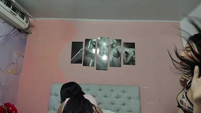 SofyLuitt online show from December 2025 09:20:02 PM