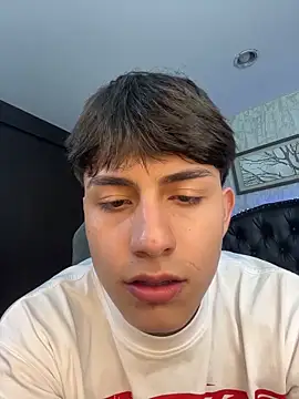 Lander Cruz online show from February 2026 08:27:01 PM