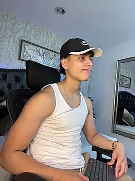 Lander Cruz online show from March 2026 07:43:02 PM