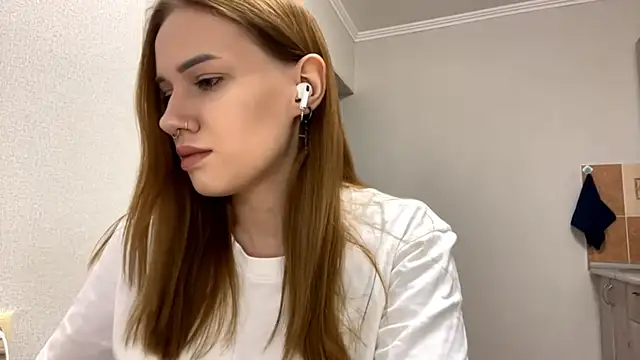 BerrySonya online show from December 2025 09:36:01 AM