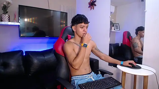 noah cole  online show from December 2025 12:17:01 AM