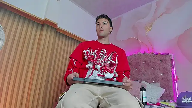 jack  baby  online show from December 2025 03:01:02 AM