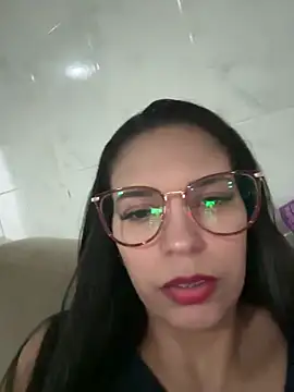 Snapshot of ysdahara chatting on December 2025 11:23:02 PM ysdahara online show from December 2025 11:23:02 PM